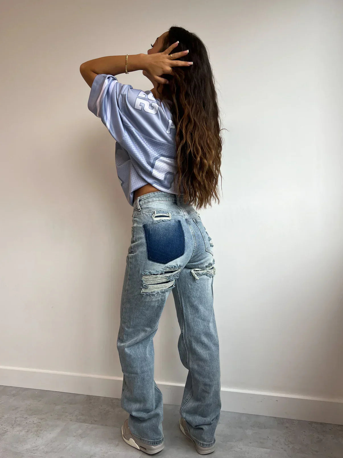 RIPPED | STRAIGHT LEG JEANS